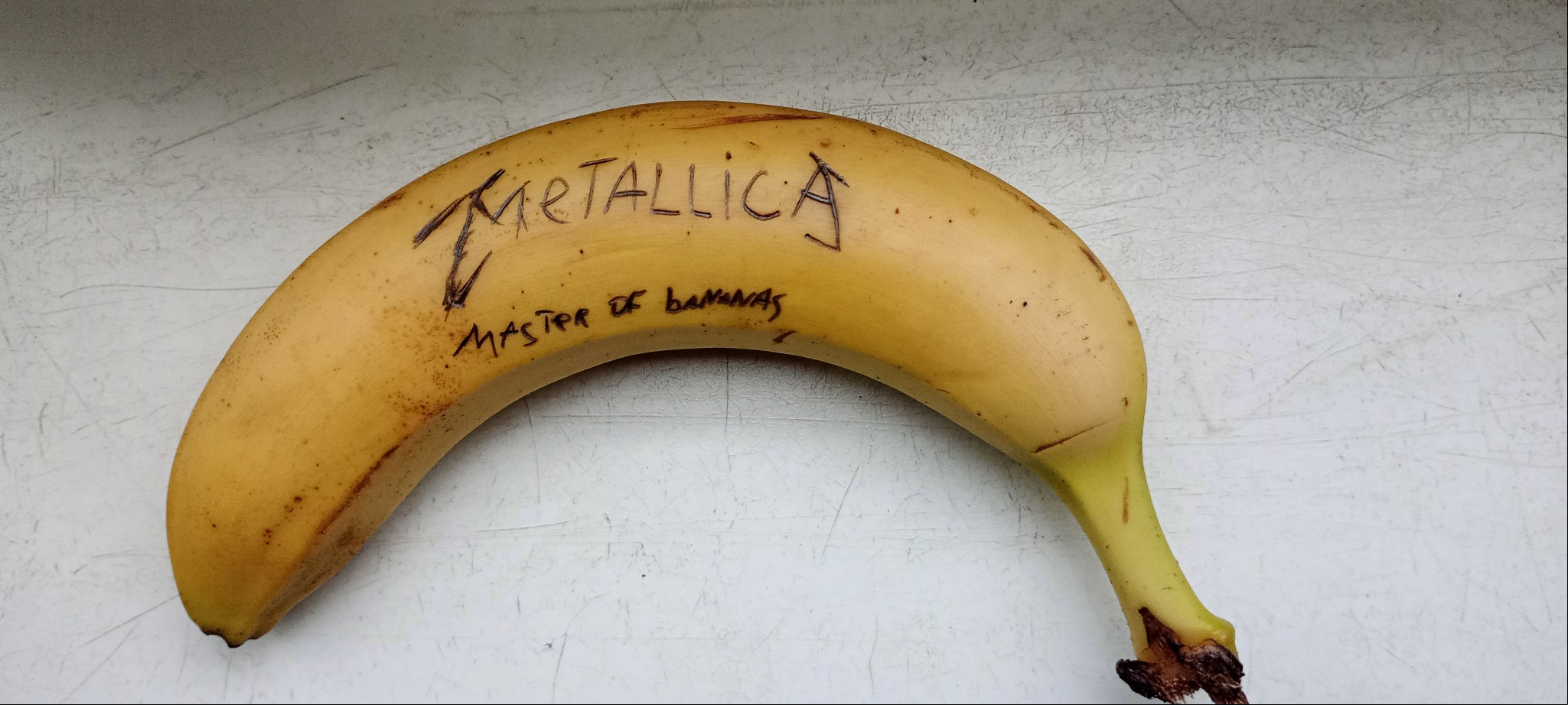 metallica banana
